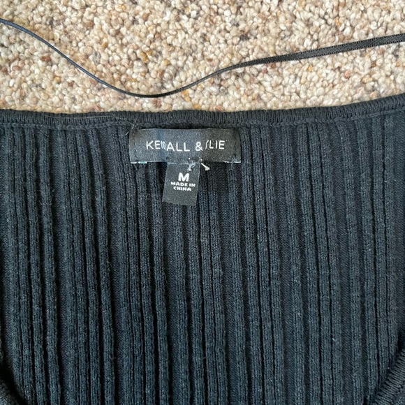 Ribbed Crop Top - Picture 3 of 3